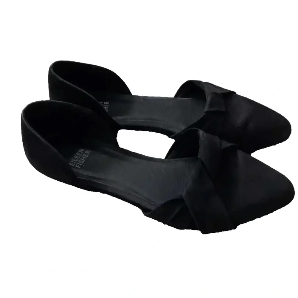 Eileen Fisher Flats Black Leather Women's Size 8‎